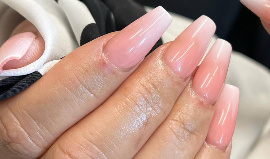 Dolce Vita Nails